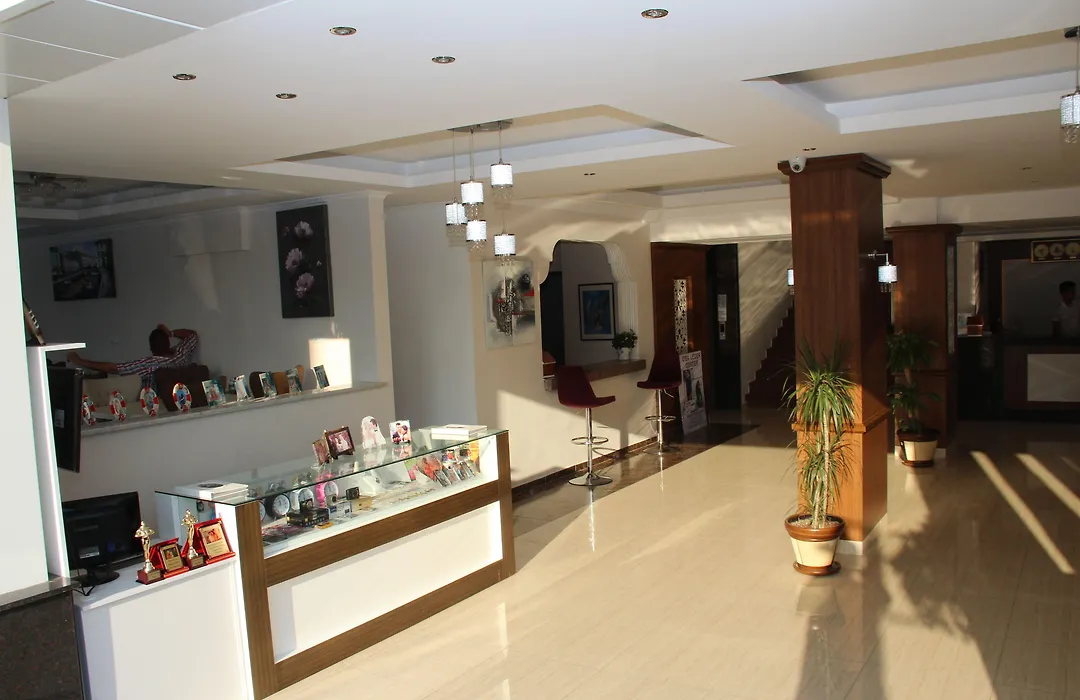 Mesut Hotel-1